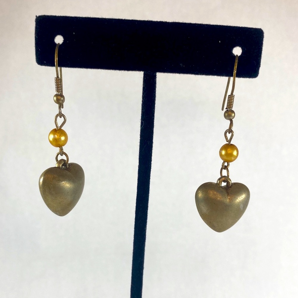 Beautiful Brass Puff Hearts And Faux Pearls Dangling Earrings Vintage 1990's